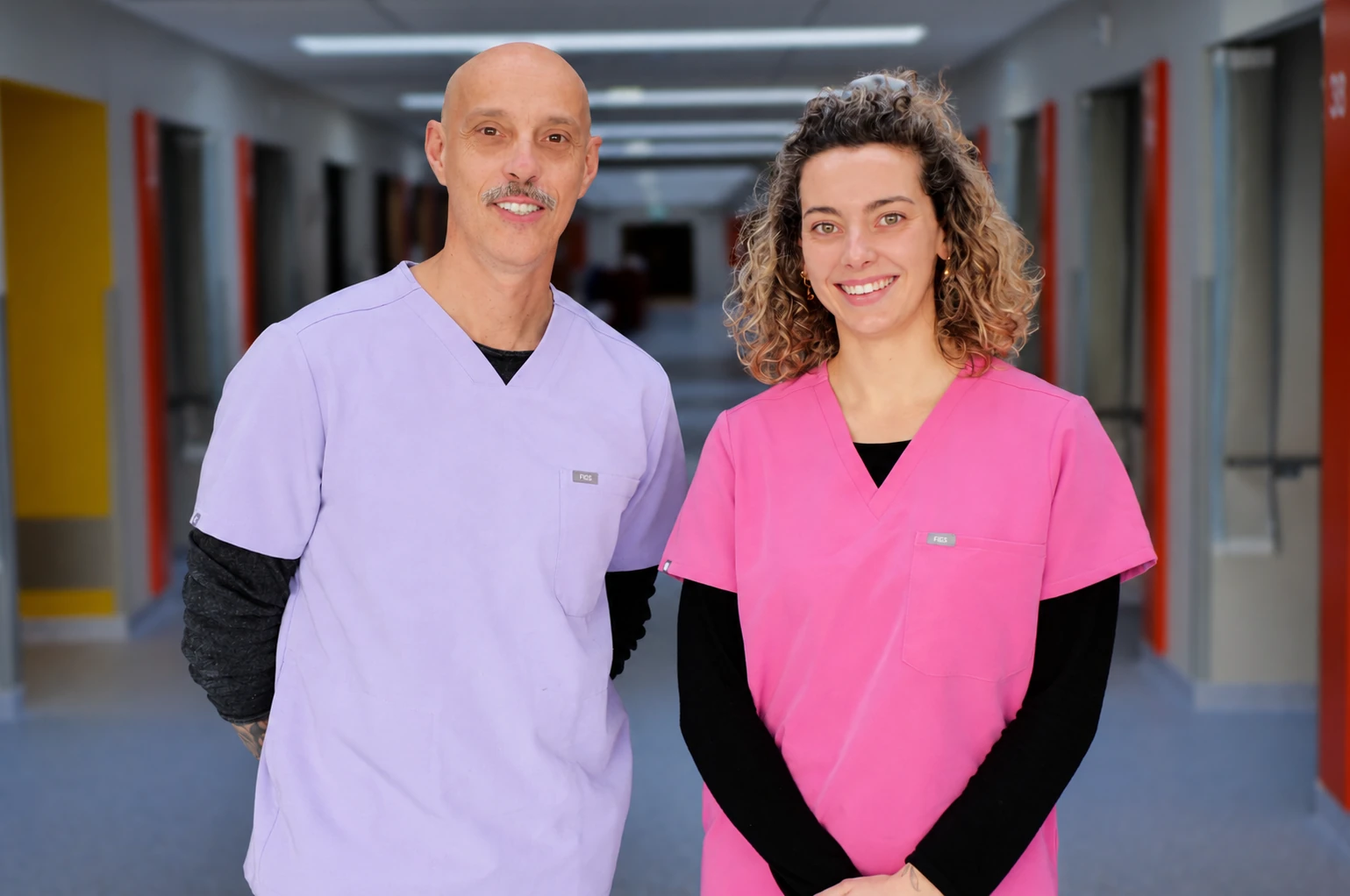 Sébastien Fourton et Morgane Bégo, orthésistes indépendants du Centre Orthèse Main Poignet